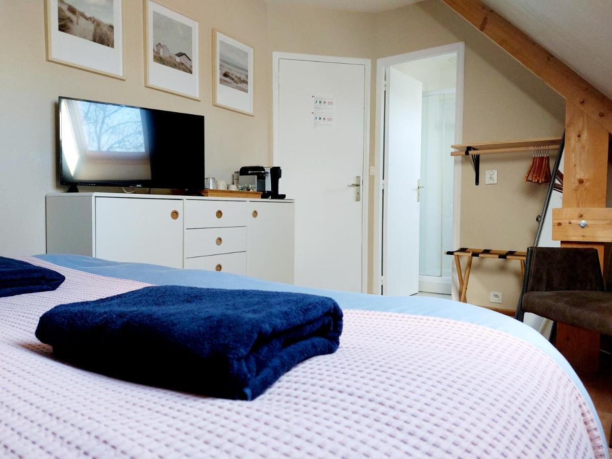 Chambres D'Hotes Chez L'Habitant - Bed& Breakfast Homestay Huisnes-sur-Mer Zewnętrze zdjęcie