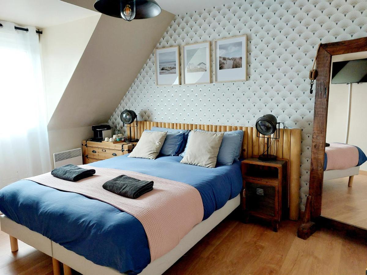 Chambres D'Hotes Chez L'Habitant - Bed& Breakfast Homestay Huisnes-sur-Mer Zewnętrze zdjęcie